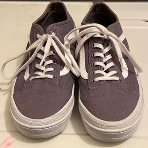 VANS PURPLE MENS 8 WOMENS 9.5